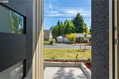 12601 SE Market St, Portland, OR 97233 - Photo 5