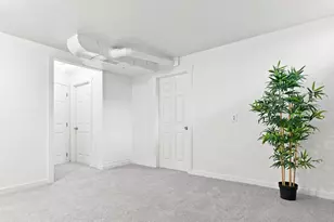 12601 SE Market St, Portland, OR 97233 - Photo 25
