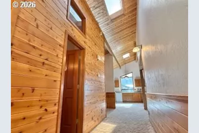 239 Meadowlark Ave, Roseburg, OR 97471 - Photo 11