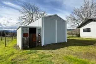 239 Meadowlark Ave, Roseburg, OR 97471 - Photo 37