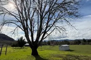 239 Meadowlark Ave, Roseburg, OR 97471 - Photo 35