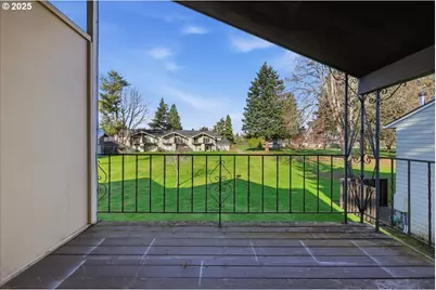 1795 NE 19th St, Gresham, OR 97030 - Photo 25