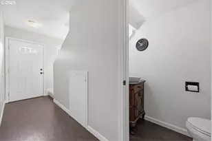 1795 NE 19th St, Gresham, OR 97030 - Photo 7