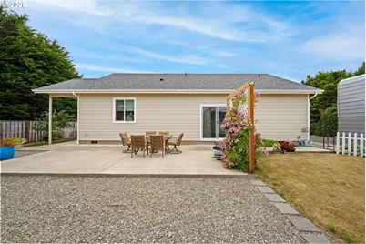 691 Seabird Dr, Bandon, OR 97411 - Photo 13