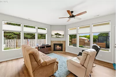 691 Seabird Dr, Bandon, OR 97411 - Photo 25