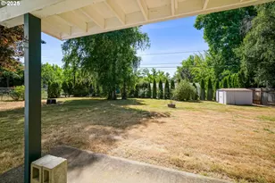 3295 Camellia Dr S, Salem, OR 97302 - Photo 37