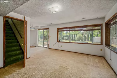 3295 Camellia Dr S, Salem, OR 97302 - Photo 25