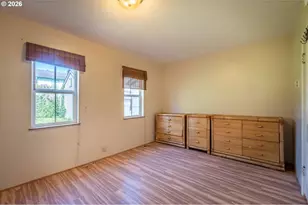 2988 Sheridan Ave, North Bend, OR 97459 - Photo 11