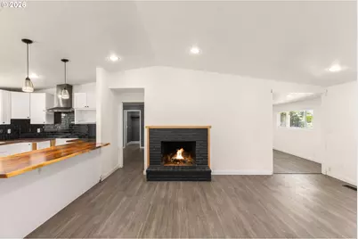 4815 SW 202nd Ave, Beaverton, OR 97078 - Photo 9