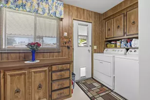 22730 Mooney Ave, Aurora, OR 97002 - Photo 19