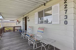 22730 Mooney Ave, Aurora, OR 97002 - Photo 3