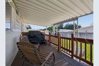 22730 Mooney Ave, Aurora, OR 97002 - Photo 21