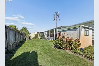 22730 Mooney Ave, Aurora, OR 97002 - Photo 25