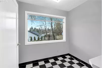 1323 NE 47th Ave, Portland, OR 97213 - Photo 11