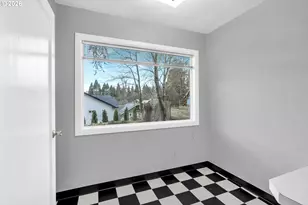 1323 NE 47th Ave, Portland, OR 97213 - Photo 11