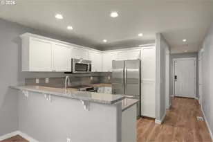 16740 NW Arizona Dr, Beaverton, OR 97006 - Photo 9