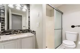 11724 SW Boones Bend Dr, Beaverton, OR 97008 - Photo 13