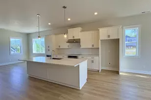 16276 NW Holman Wy, Portland, OR 97229 - Photo 3