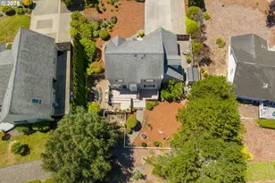 7 Onadoone Ct, Florence, OR 97439 - Photo 3