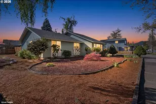 302 67th St, Springfield, OR 97478 - Photo 43