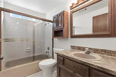 302 67th St, Springfield, OR 97478 - Photo 27