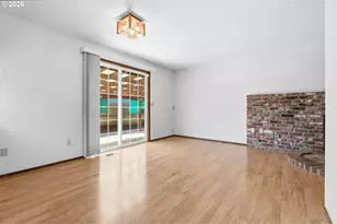 302 67th St, Springfield, OR 97478 - Photo 15