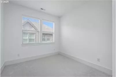 619 SW Foresta Ter, Portland, OR 97225 - Photo 27