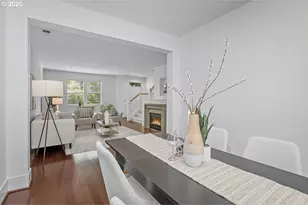 619 SW Foresta Ter, Portland, OR 97225 - Photo 11