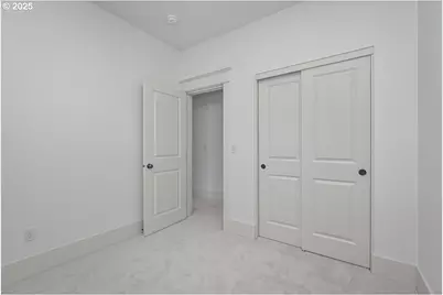619 SW Foresta Ter, Portland, OR 97225 - Photo 25