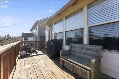 35640 Elk Meadows Dr, Saint Helens, OR 97051 - Photo 33