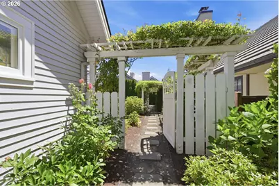 743 Club Way, Eugene, OR 97401 - Photo 41