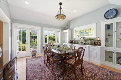 743 Club Way, Eugene, OR 97401 - Photo 3