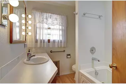 9305 NE 6th St, Vancouver, WA 98664 - Photo 25