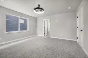 296 NW Mawrcrest Ave, Gresham, OR 97030 - Photo 23