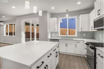 296 NW Mawrcrest Ave, Gresham, OR 97030 - Photo 13