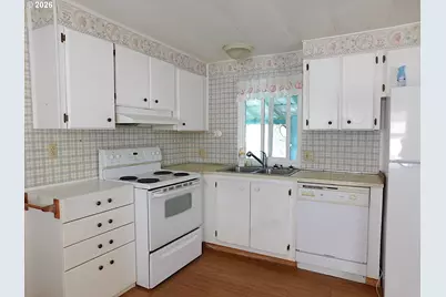 701 NW Warrenton Dr #10, Warrenton, OR 97146 - Photo 7