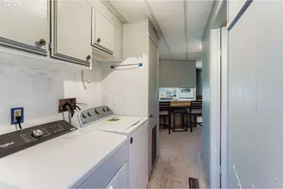 17201 SW Eldorado Dr, Portland, OR 97224 - Photo 19