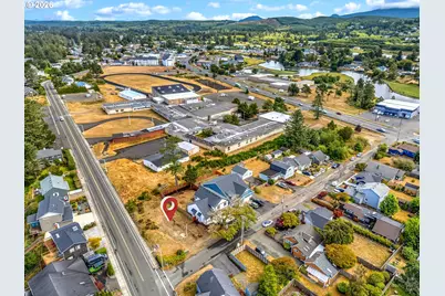 750 17th Ave, Seaside, OR 97138 - Photo 1