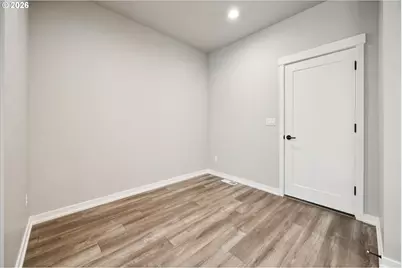 8157 SE Vermont St, Hillsboro, OR 97123 - Photo 23