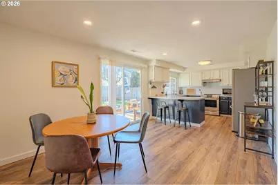 1009 SE Olympia Dr, Vancouver, WA 98683 - Photo 9