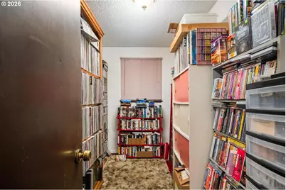 12011 SE Market St, Portland, OR 97216 - Photo 29