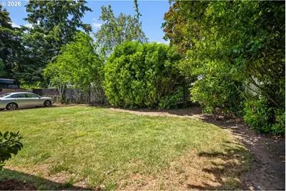 12011 SE Market St, Portland, OR 97216 - Photo 37