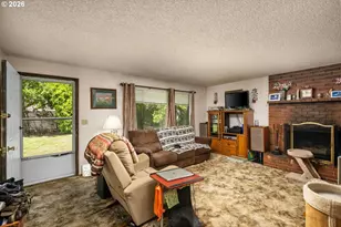 12011 SE Market St, Portland, OR 97216 - Photo 25