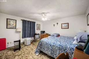 12011 SE Market St, Portland, OR 97216 - Photo 31