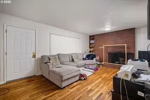 12011 SE Market St, Portland, OR 97216 - Photo 15