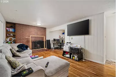 12011 SE Market St, Portland, OR 97216 - Photo 17