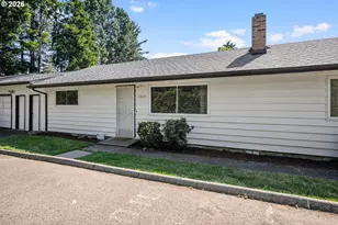 12011 SE Market St, Portland, OR 97216 - Photo 15