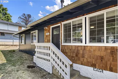 1121 NE Hawthorne Ave, Myrtle Creek, OR 97457 - Photo 3