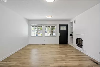 1121 NE Hawthorne Ave, Myrtle Creek, OR 97457 - Photo 5