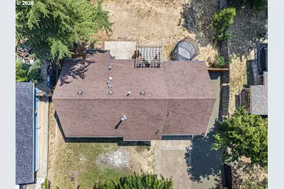 1121 NE Hawthorne Ave, Myrtle Creek, OR 97457 - Photo 45